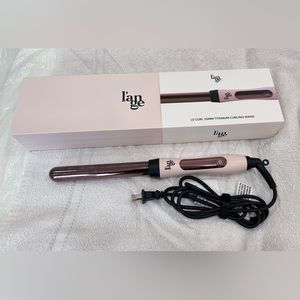 Lange LE CURL 25mm titanium curling wand . Brand new .